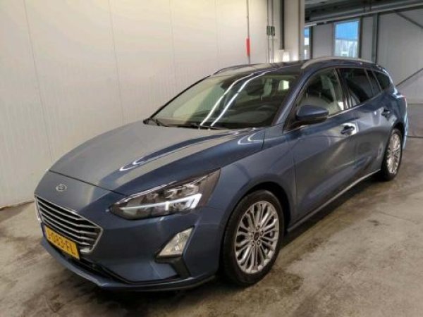 Ford Focus 1.5 EcoBoost Titanium Business 2020 - voorkant