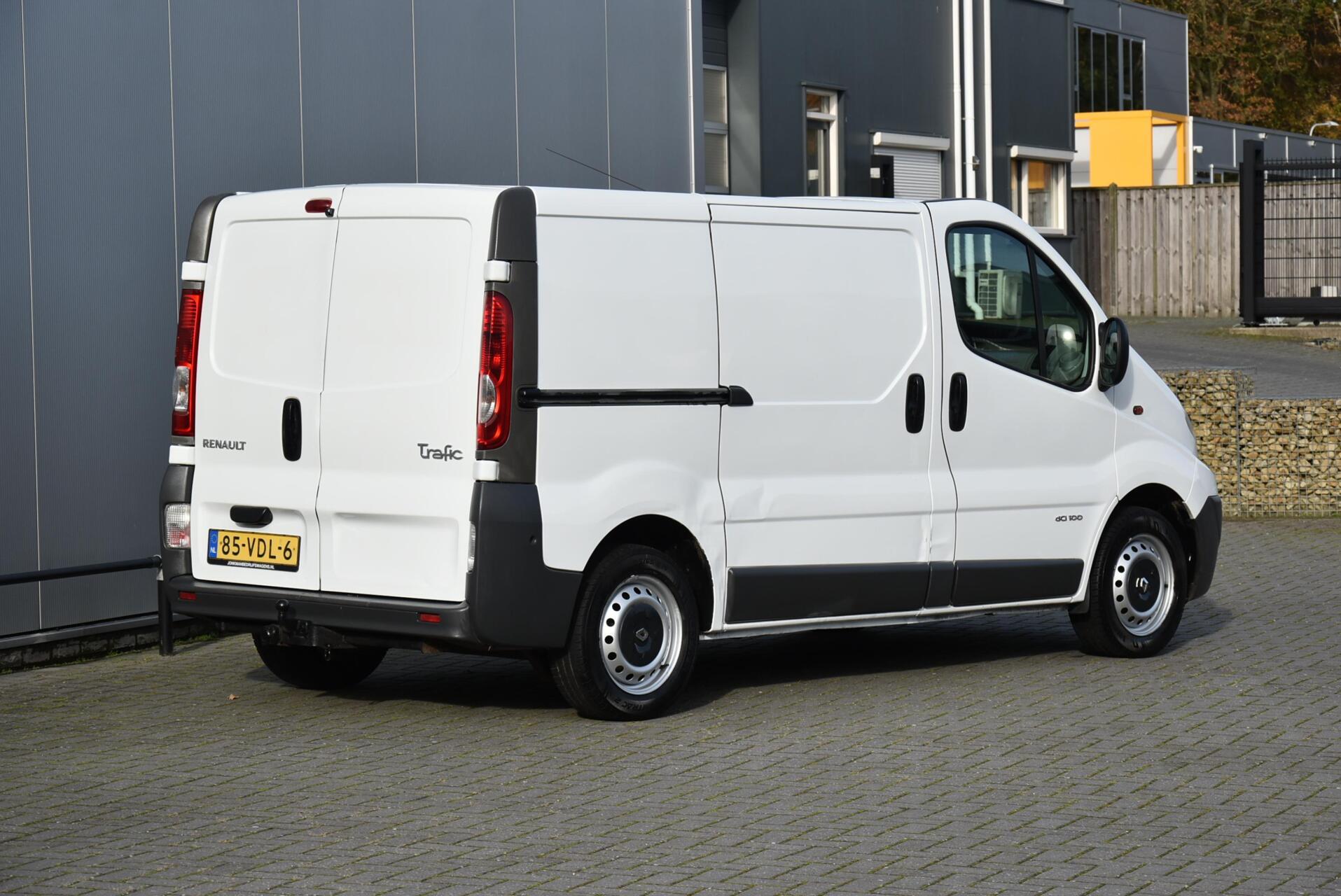 Foto van Renault Trafic 1000 L1 H1 1.9 Dci 100