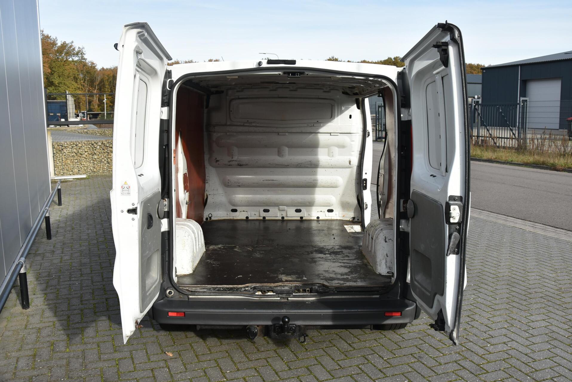 Foto van Renault Trafic 1000 L1 H1 1.9 Dci 100
