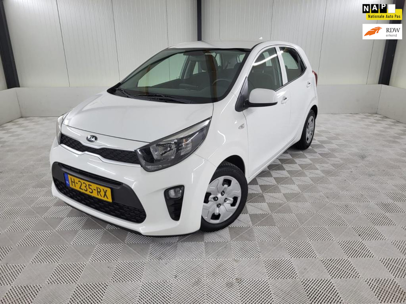 Kia Picanto ComfortPlusLine, Carplay, Camera, Airco 2020 - voorkant