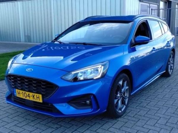 Ford Focus 1.0 EcoBoost ST Line Business 2020 - voorkant