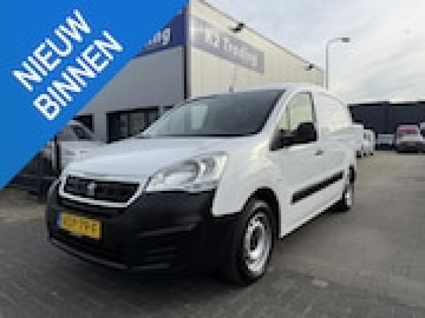 Foto van Peugeot Partner