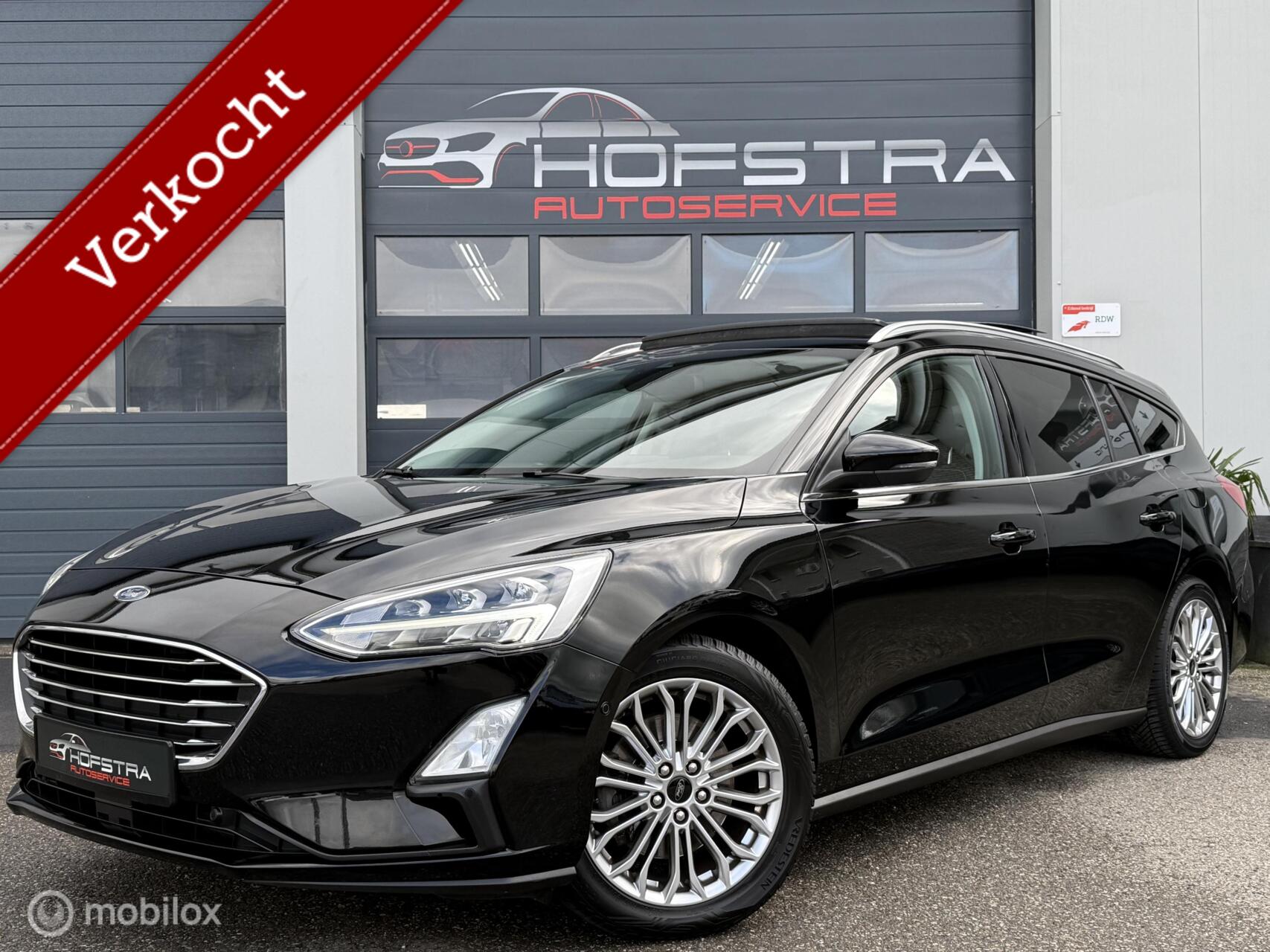 Ford Focus 1.0 EcoBoost Titanium Pano B&O Camera Trekhk VOL! 2019 - voorkant