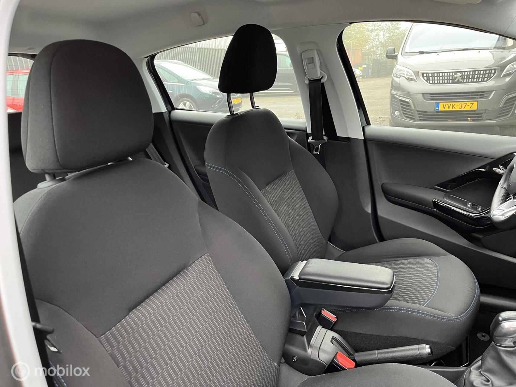Foto van Peugeot 208