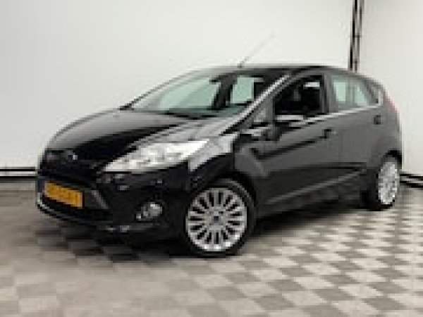 Ford Fiesta 1.6 Titanium 2011 - voorkant