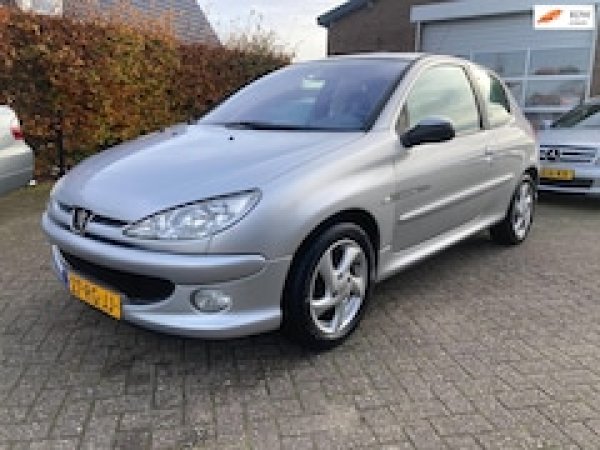Foto van Peugeot 206