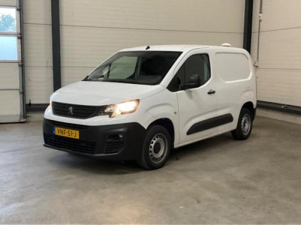 Foto van Peugeot Partner