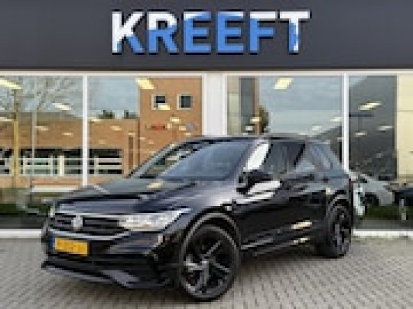 Volkswagen Tiguan 1.5 TSI R-Line 2022 - voorkant