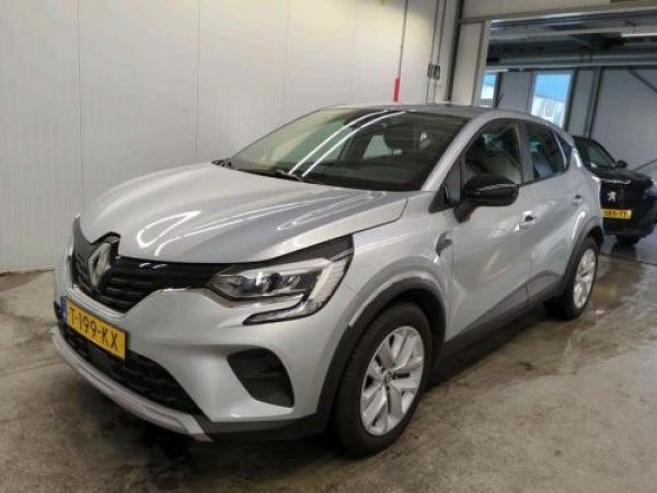Renault Captur 1.0 TCe 90 evolution 2023 - voorkant