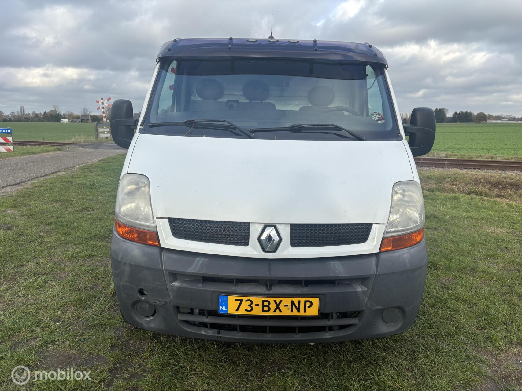 Foto van Renault Master 3.3t L1h1 2.5 Dci 100