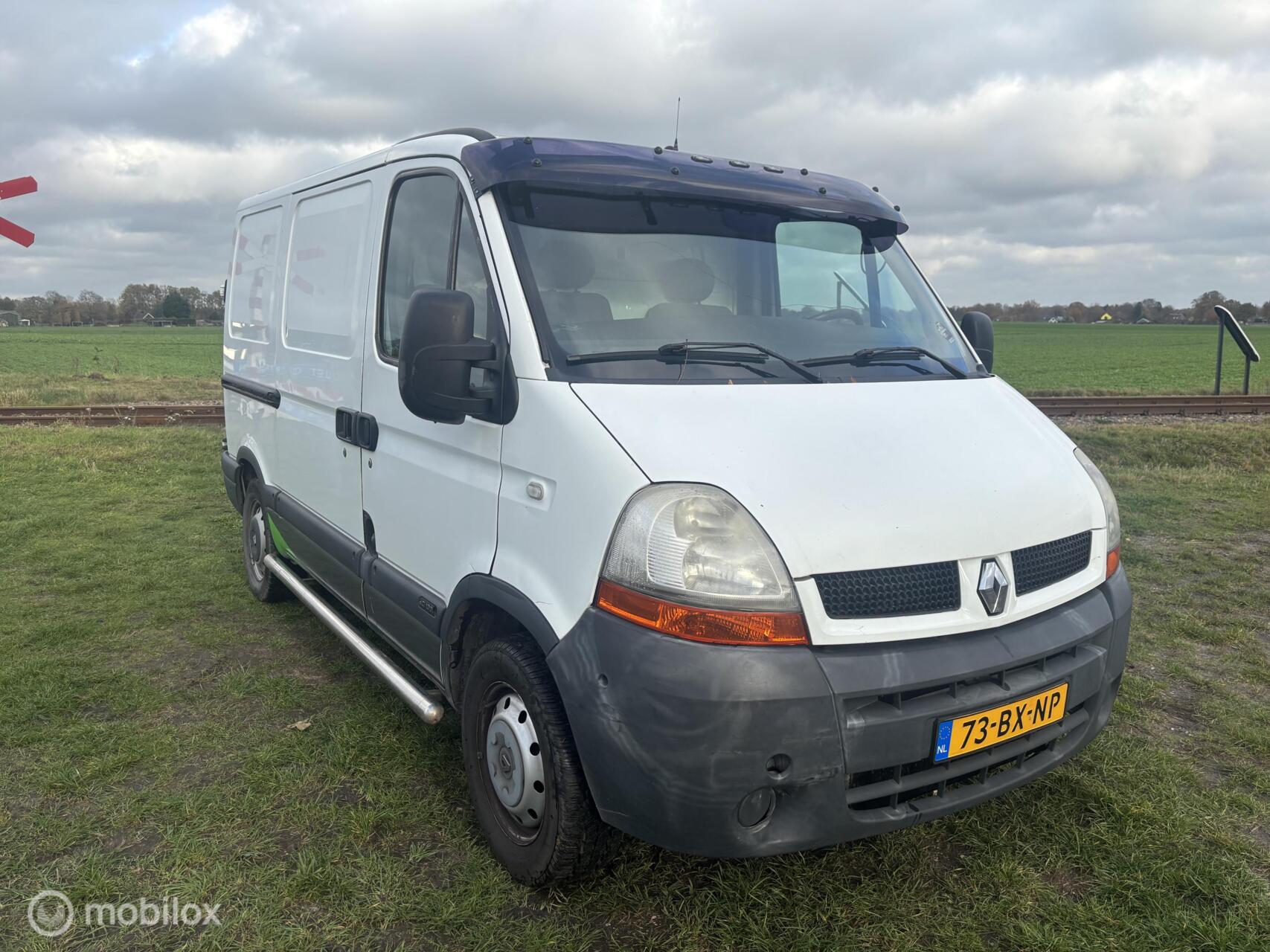 Foto van Renault Master 3.3t L1h1 2.5 Dci 100