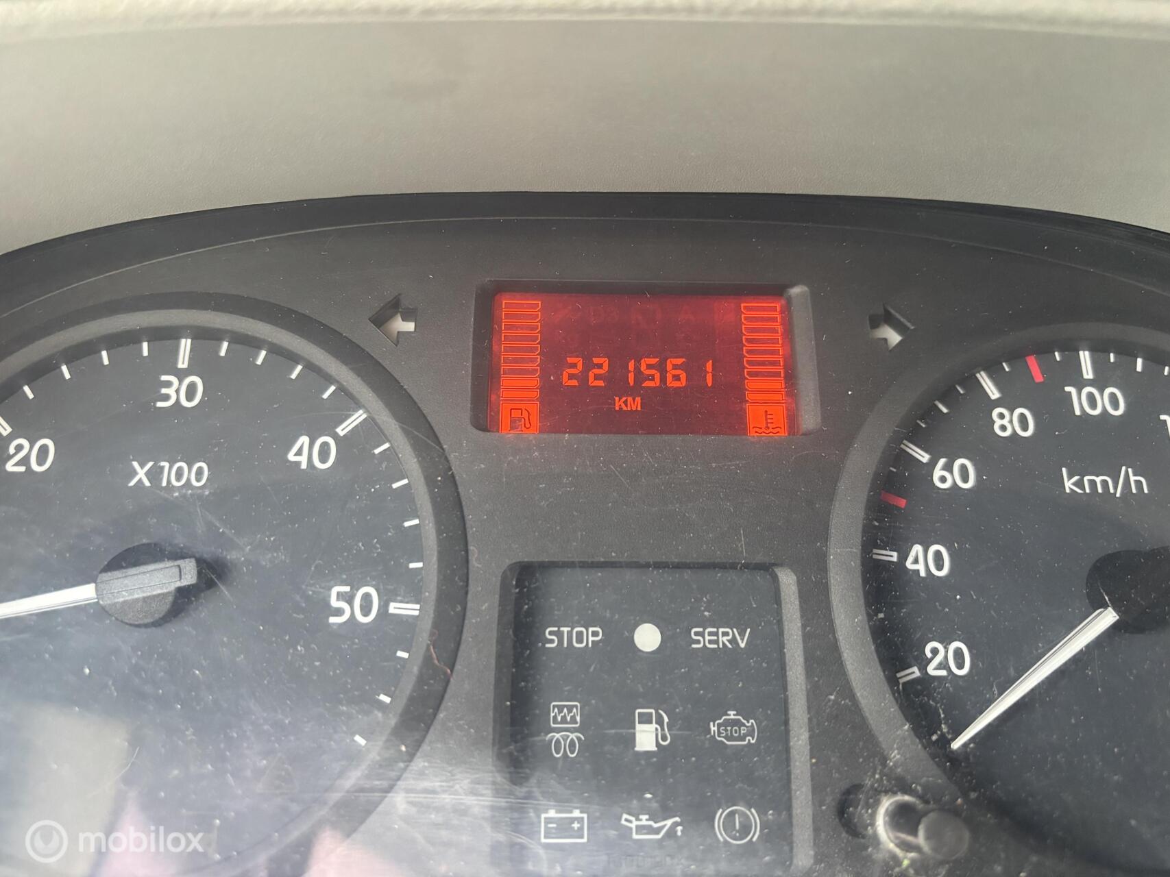 Foto van Renault Master 3.3t L1h1 2.5 Dci 100