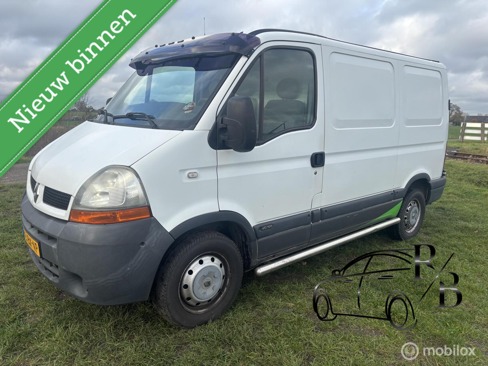 Renault Master 3.3t L1h1 2.5 Dci 100 T33 2.5dCi L1H1 NL-AUTO APK WEINIG KM 2006 - voorkant