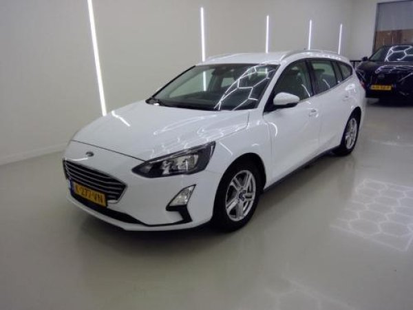 Ford Focus 1.0 EcoBoost Trend Edition Business 2021 - voorkant