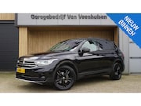 Volkswagen Tiguan 1.5 TSI R-Line Business+ 2022 - voorkant