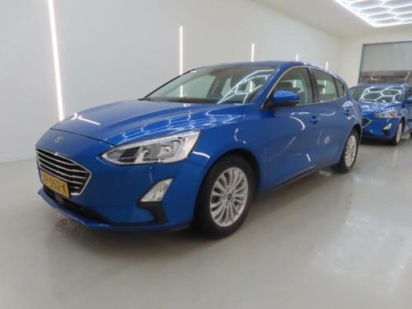 Ford Focus 1.0 EcoBoost Titanium Business 2019 - voorkant