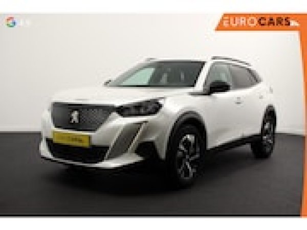 Peugeot 2008 1.2 PureTech Allure 2023 - voorkant