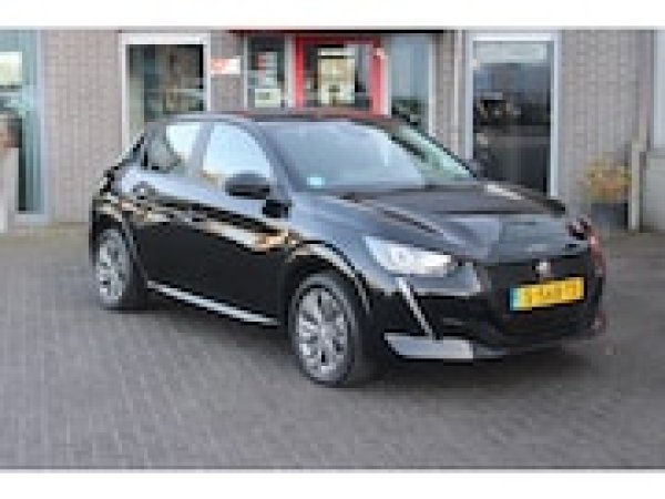 Peugeot 208 EV Active Pack 2023 - voorkant