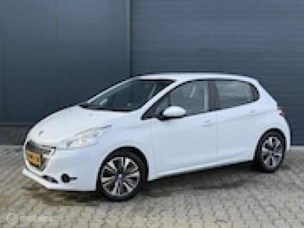 Peugeot 208 1.0 VTi Active 2014 - voorkant
