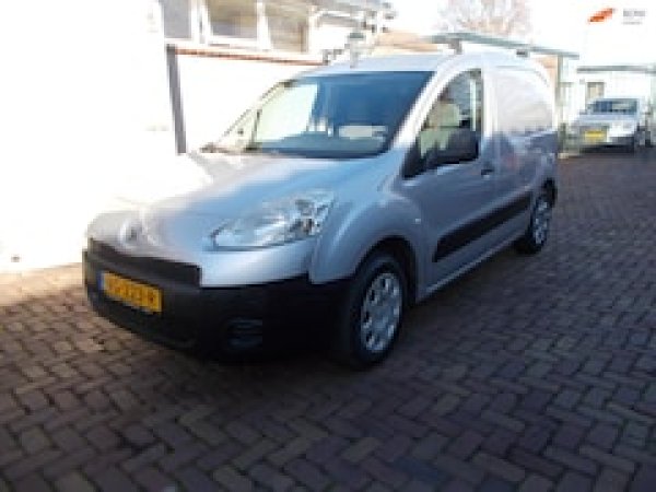 Foto van Peugeot Partner
