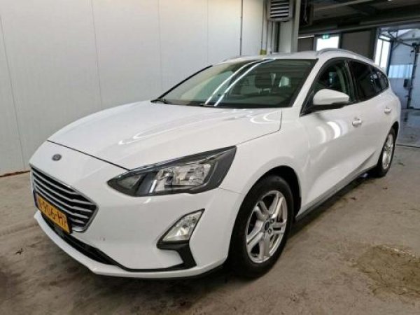 Ford Focus 1.0 EcoBoost Trend Edition Business 2021 - voorkant