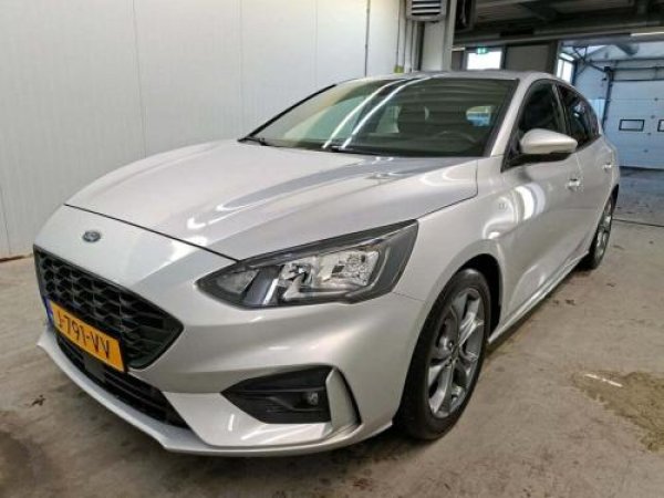 Ford Focus 1.5 EcoBoost ST Line X Business 2020 - voorkant