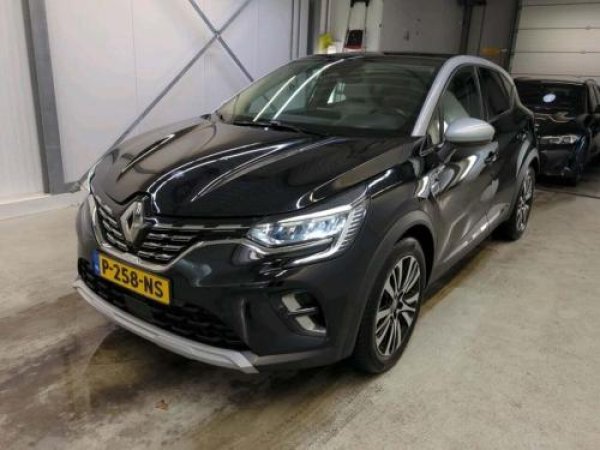 Renault Captur 1.3 TCe Ini. Paris 2022 - voorkant