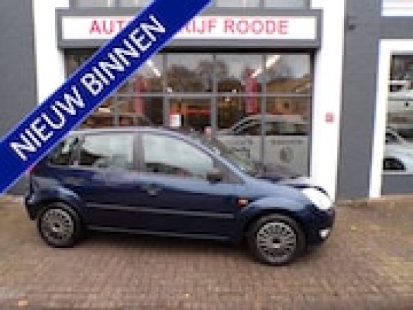 Ford Fiesta 1.4-16V First Edition 2003 - voorkant