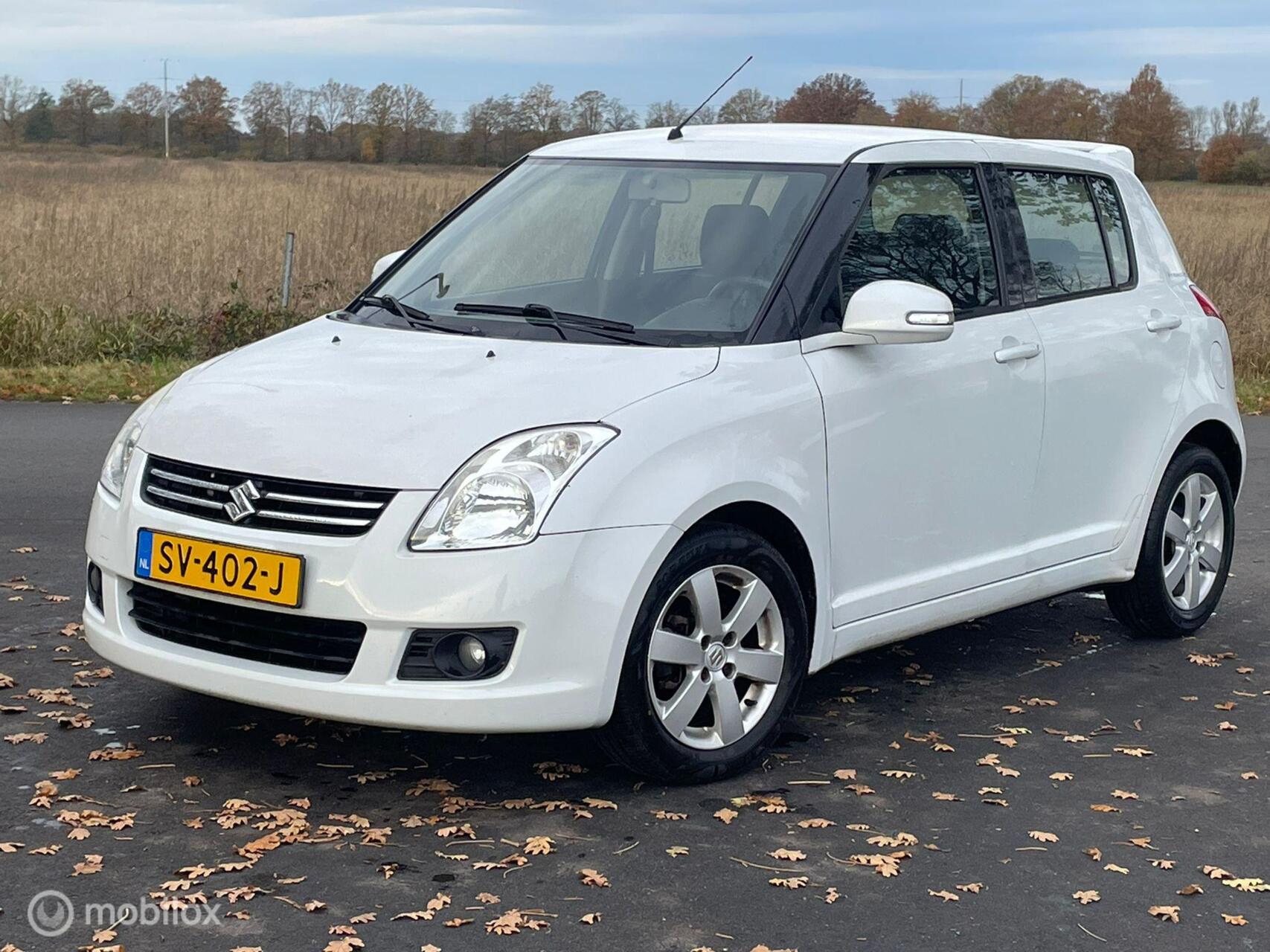 Foto van SUZUKI SWIFT
