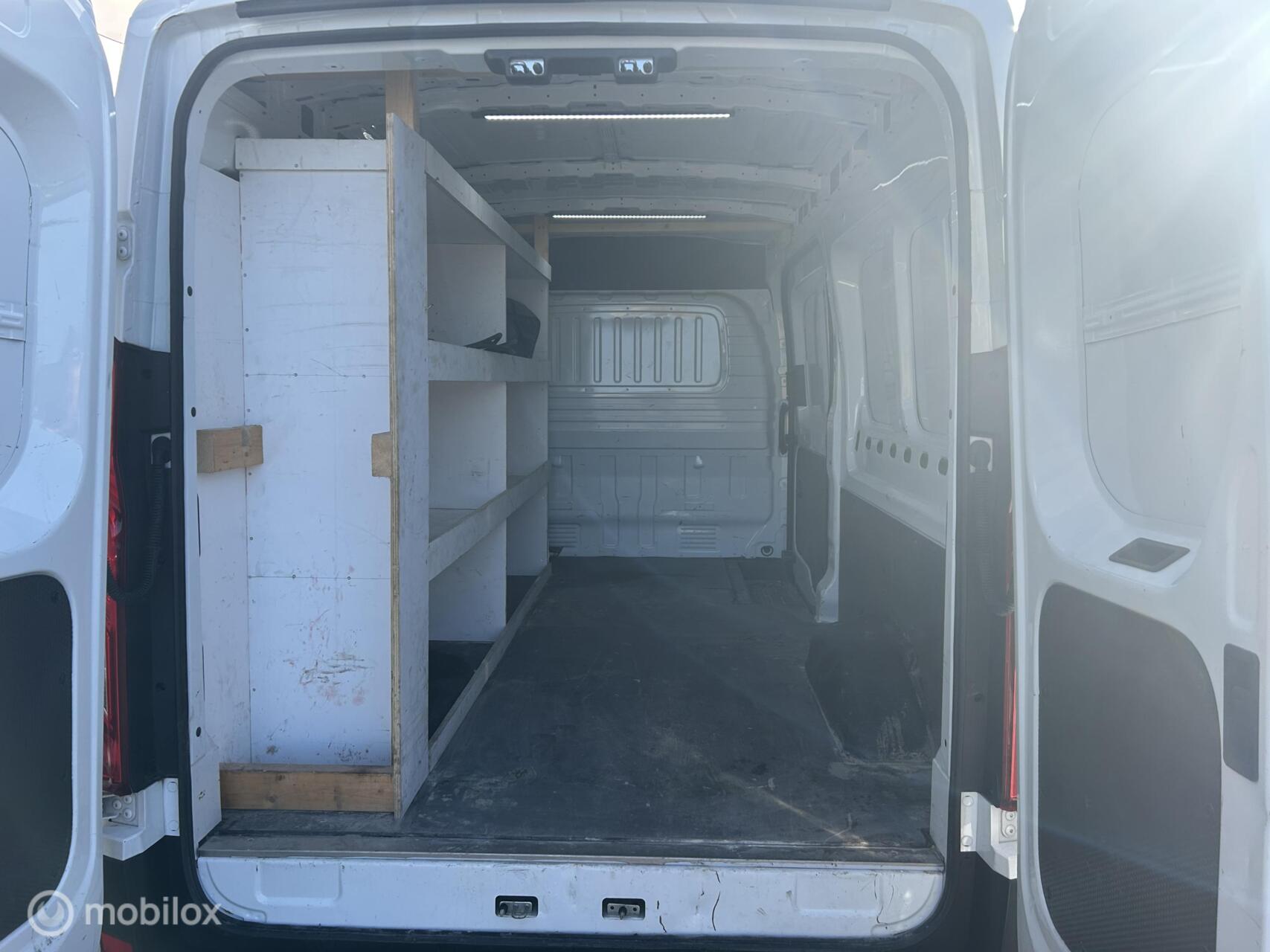 Foto van Maxus Maxus Edeliver 9