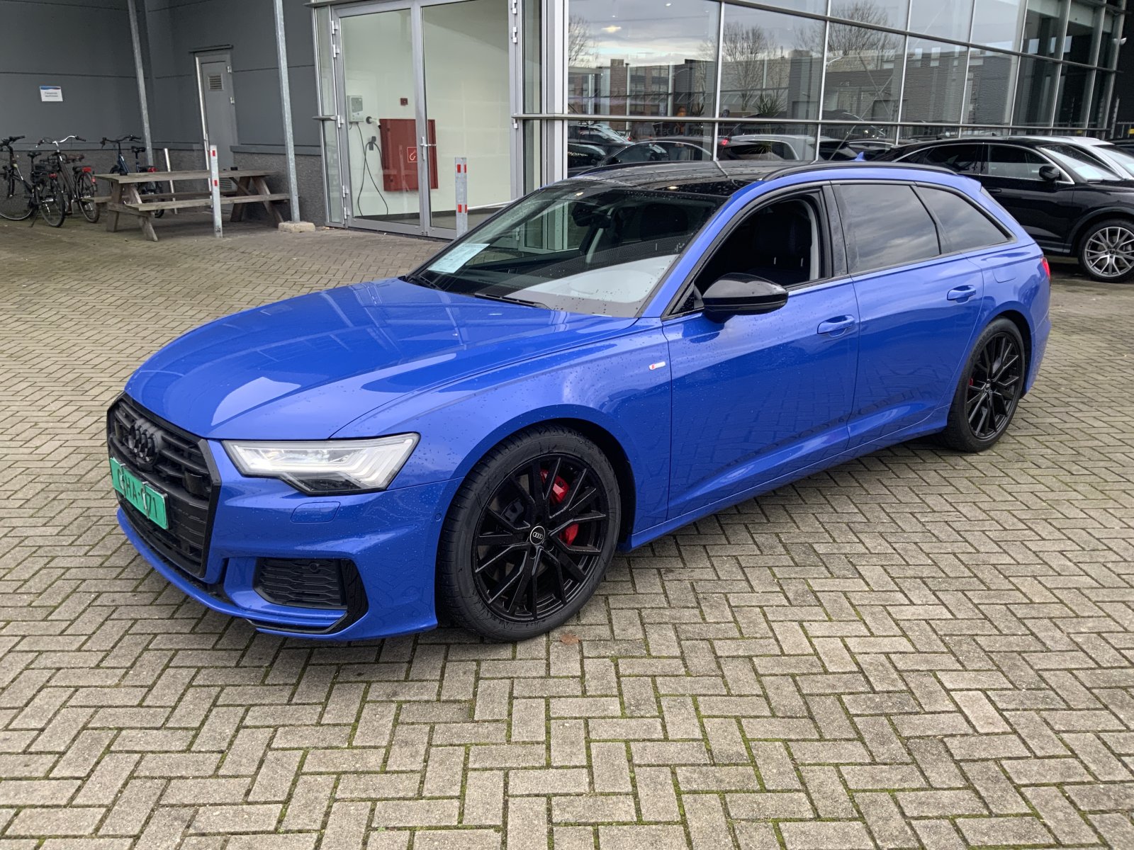 Audi A6 Avant 55 TFSI e q. PLS Cmp 2021 - voorkant