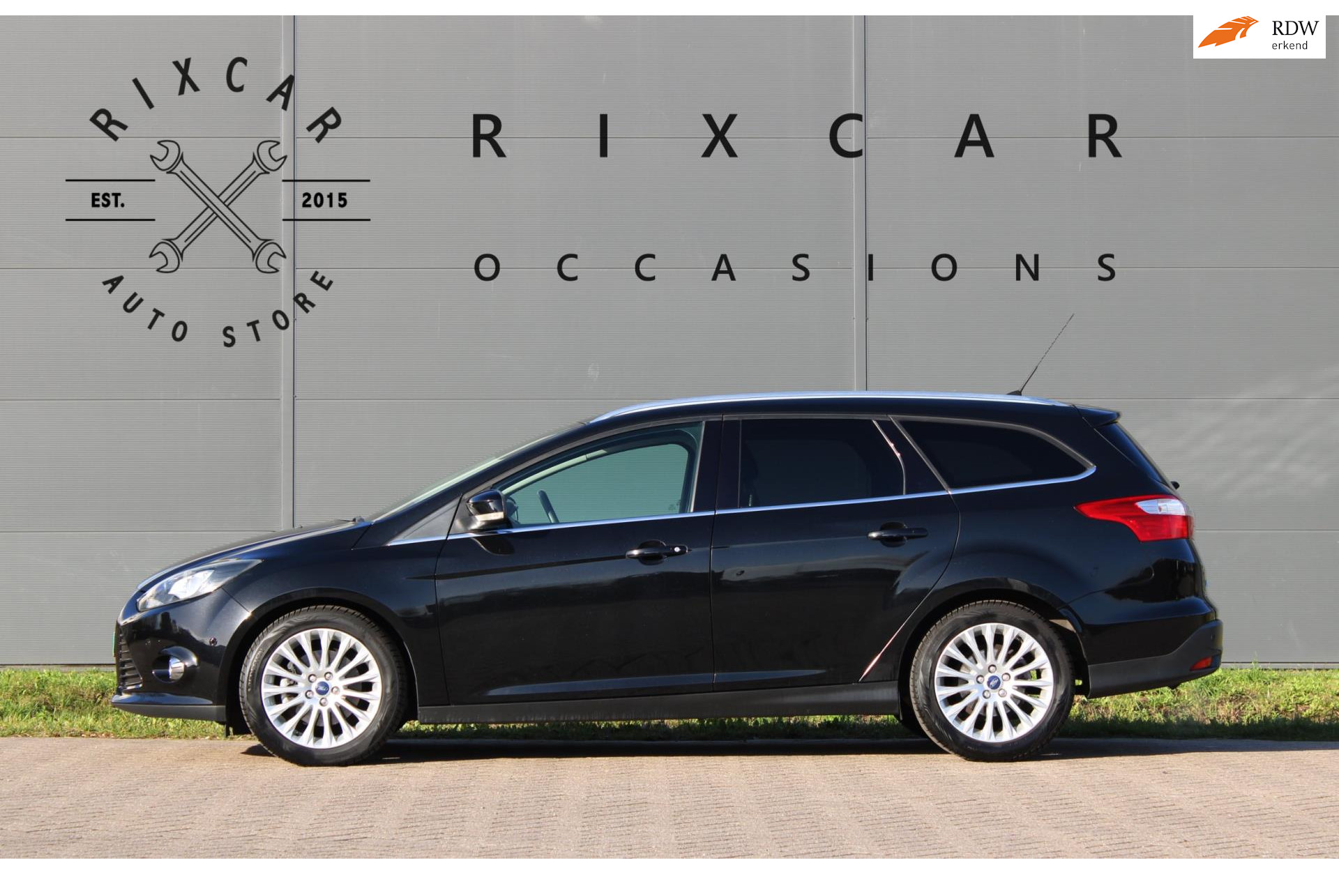 Ford Focus 1.0 EcoBoost Titanium AllSeason !!NIEUWBINNEN!! 2012 - voorkant