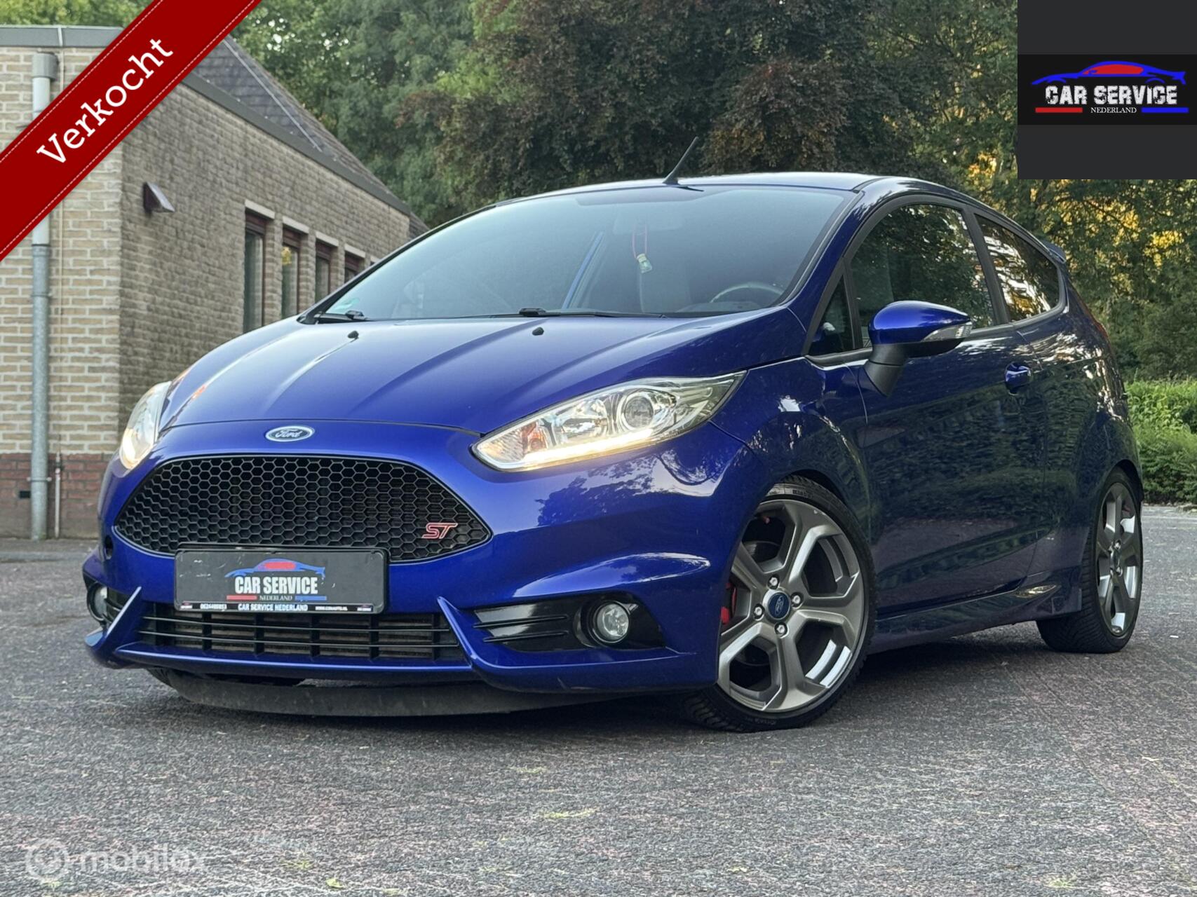 Ford Fiesta 1.6 ST2/220PK/LED/NAVI/LMV/STLVW/NETTE STAAT 2013 - voorkant
