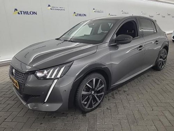 Peugeot 208 1.2 PureTech GT Pack 2022 - voorkant