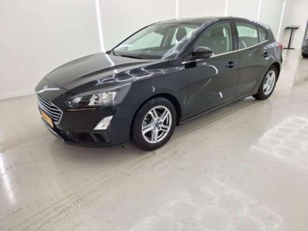 Ford Focus 1.0 EcoBoost Trend Edition Business 2020 - voorkant
