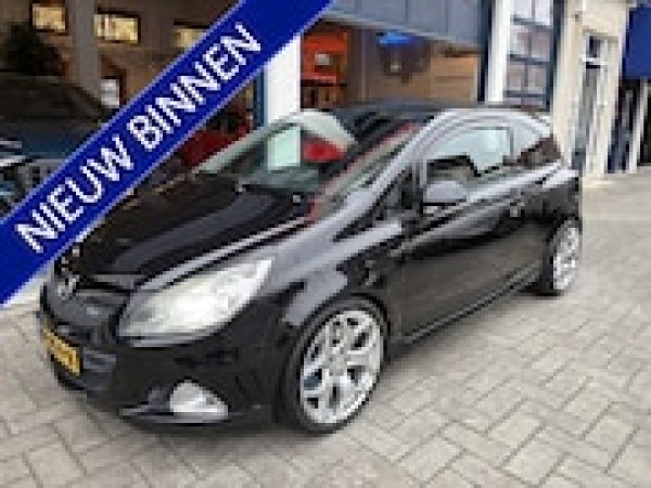 Opel Corsa 1.6-16V T OPC 2009 - voorkant