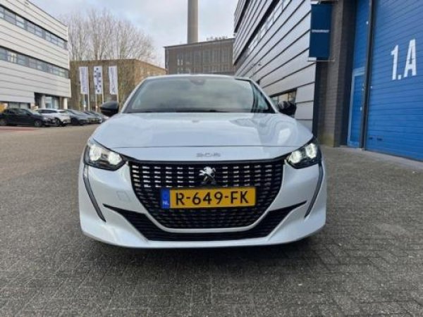 Peugeot 208 1.2 PureTech Allure 2022 - voorkant