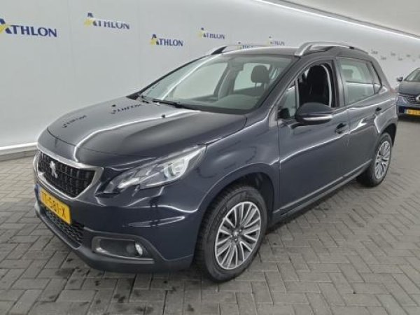 Peugeot 2008 1.2 PureTech Active 2018 - voorkant