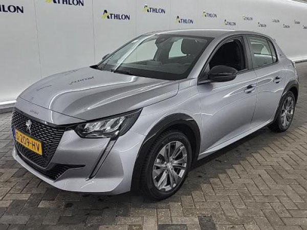 Peugeot 208 EV Active Pack 2023 - voorkant