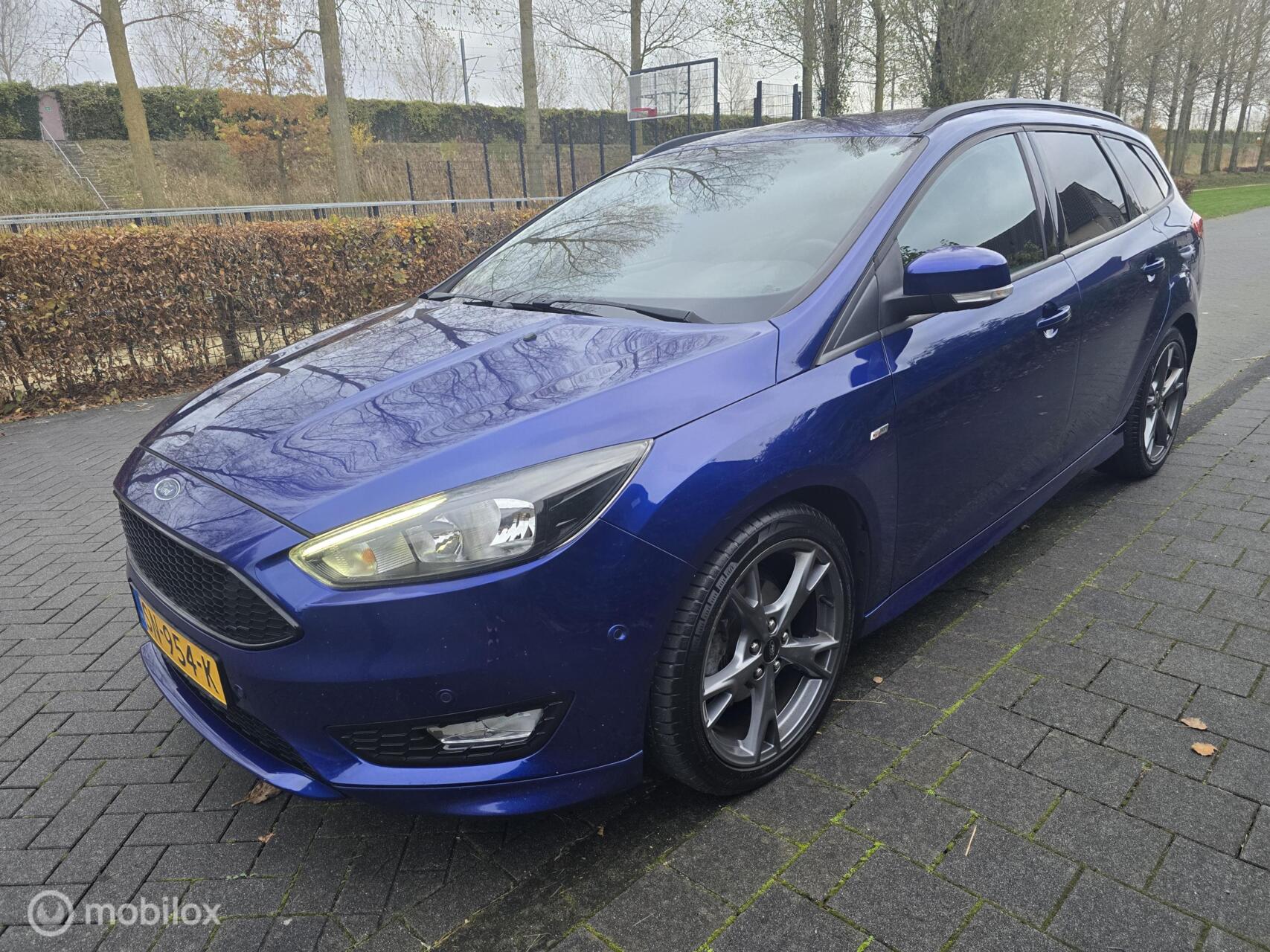Ford Focus 1.0 ST-Line, 2Eigenaar, Dealer/onderh. 2018 - voorkant