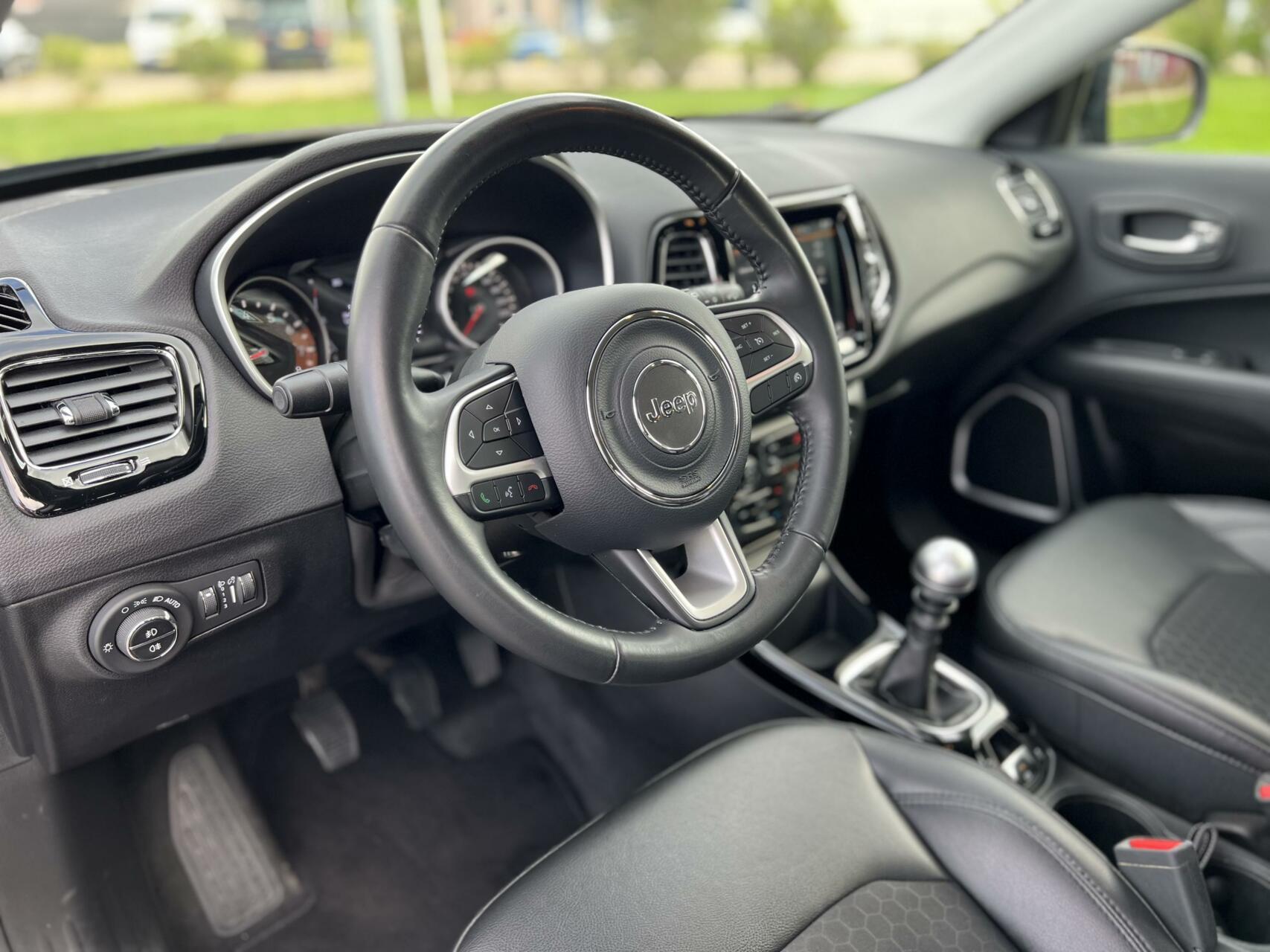 Foto van Jeep Compass