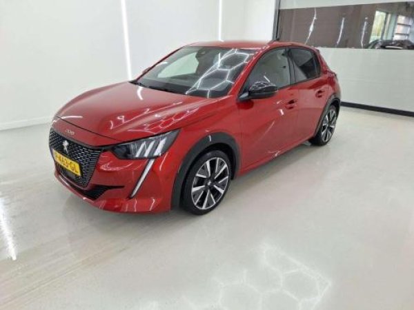 Peugeot 208 1.2 PureTech GT 2022 - voorkant