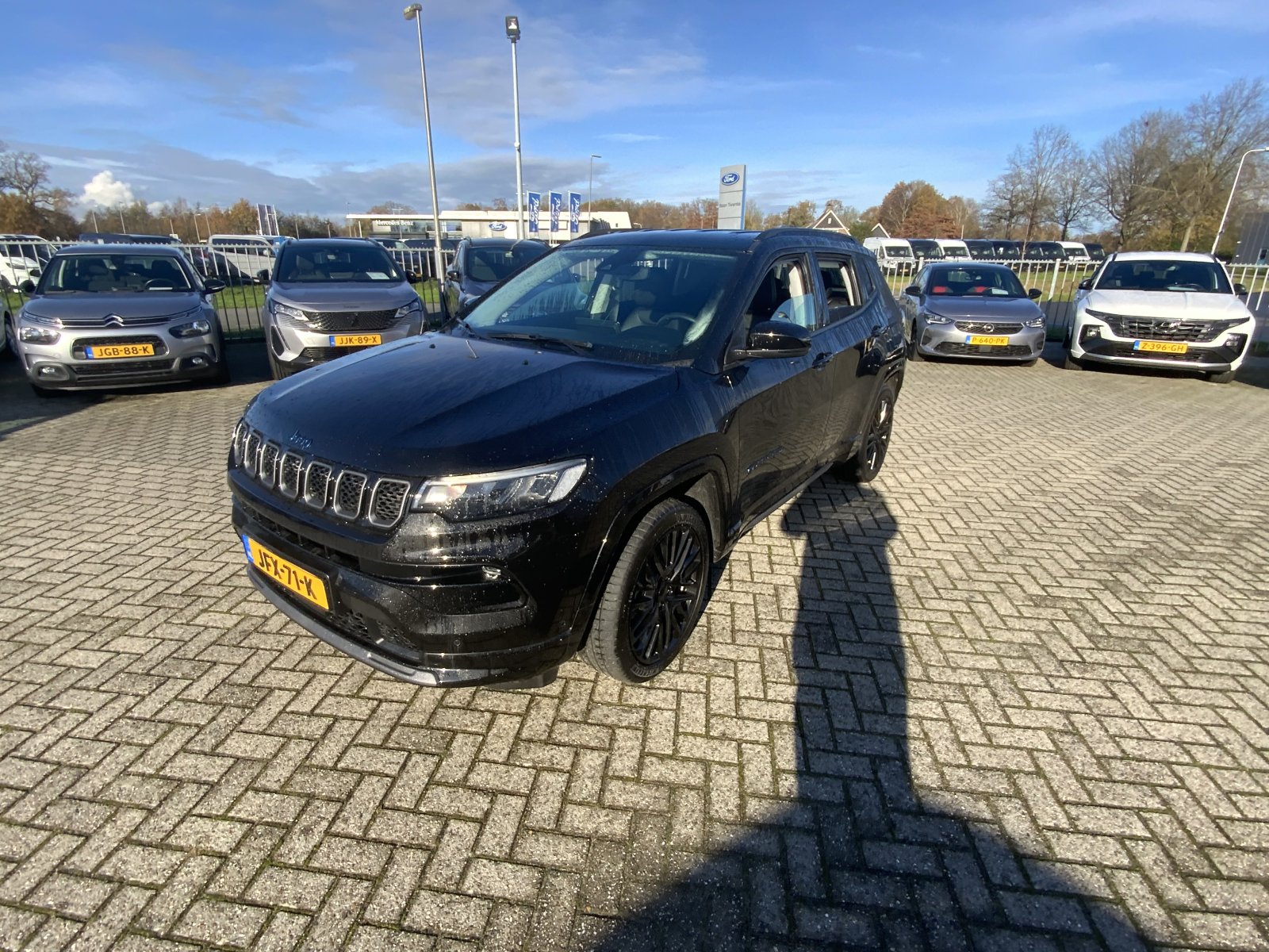 Jeep Compass 4xe 240 Hyb. S 2022 - voorkant