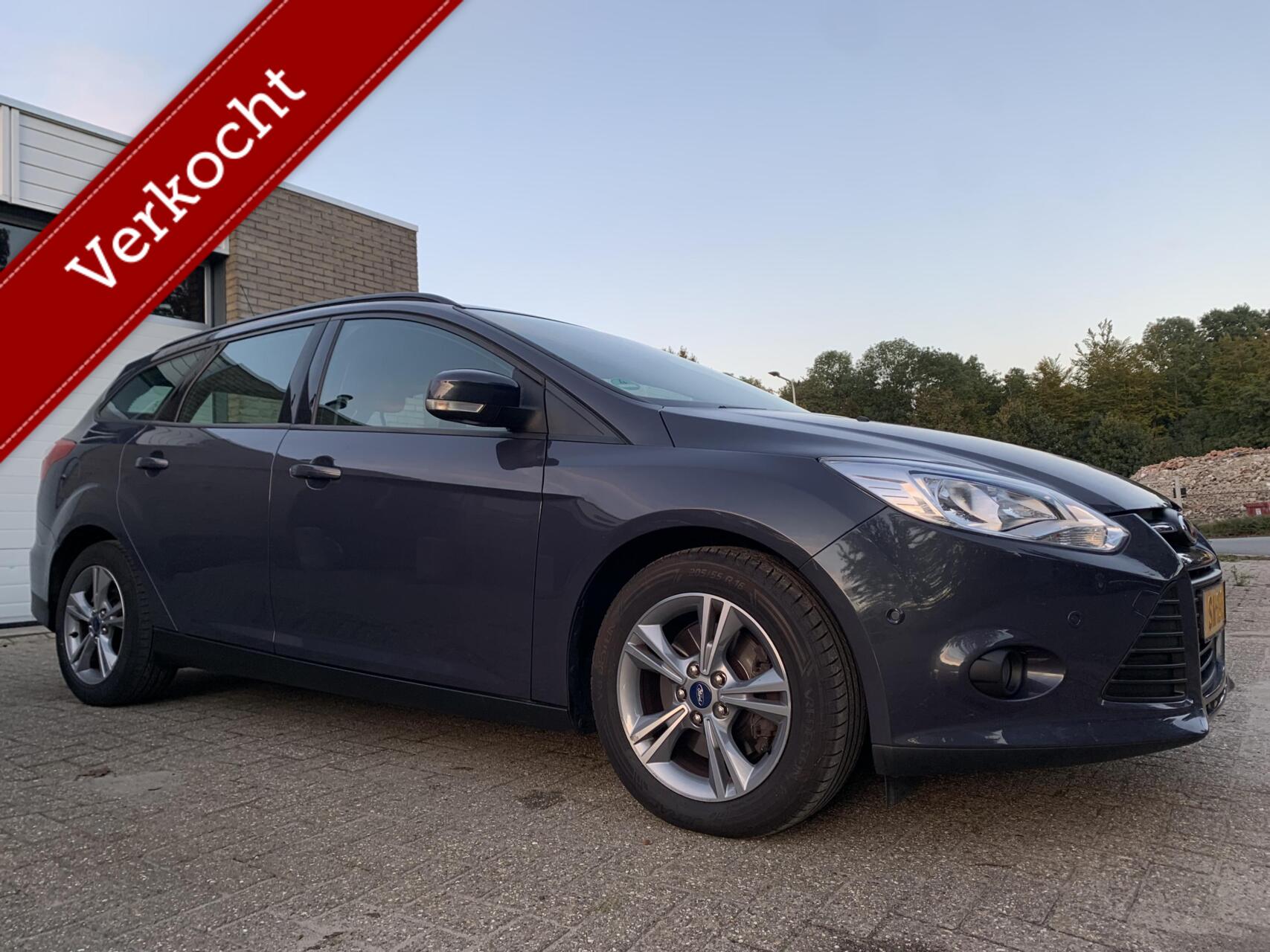 Ford Focus 2.0 TDCI Titanium Automaat Trekhaak Navi Airco Cruise control 2014 - voorkant
