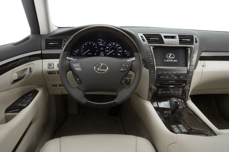 Foto van Lexus LS