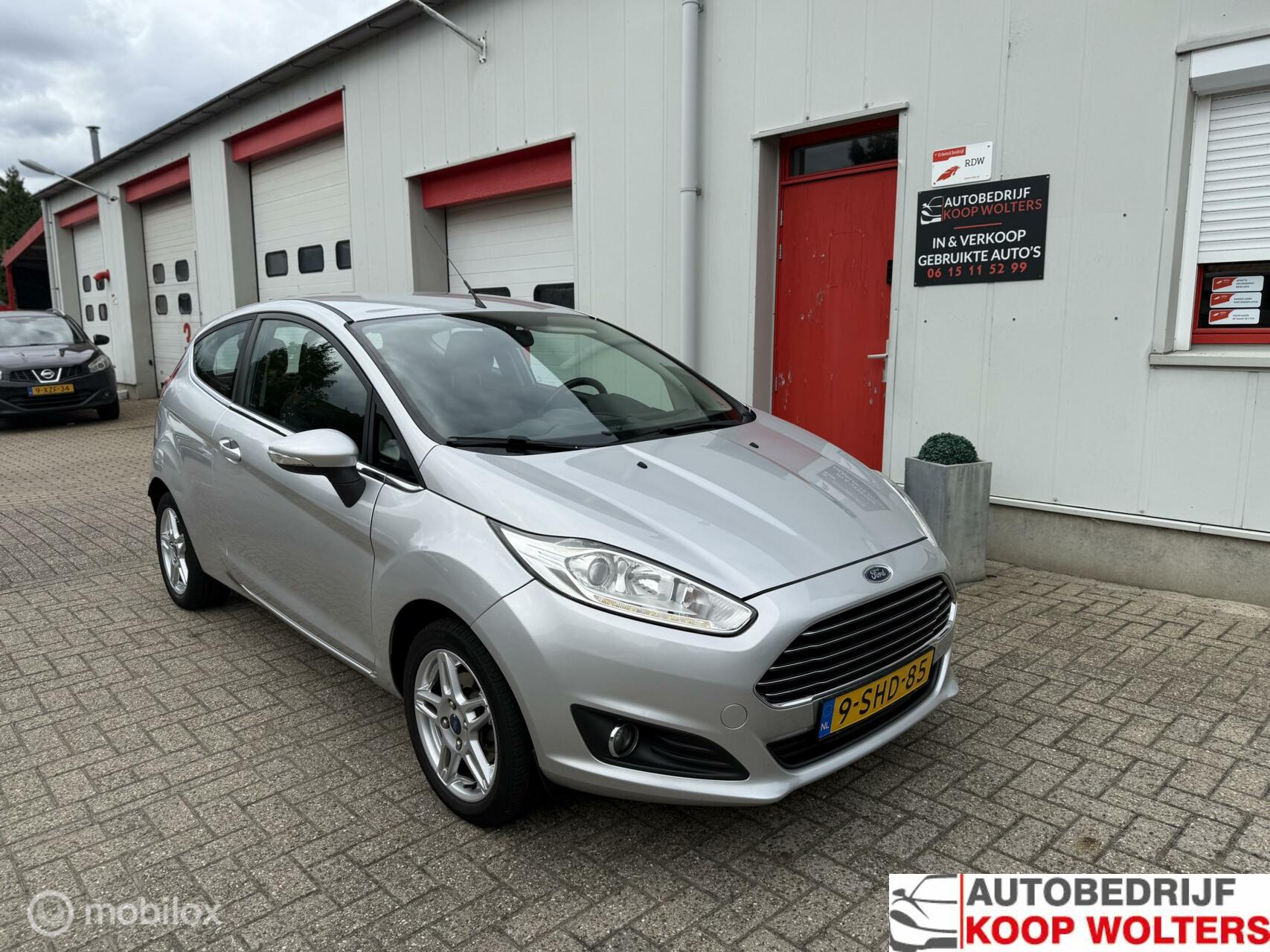 Ford Fiesta 1.0 Titanium 169.000KM Airco 2013 - voorkant