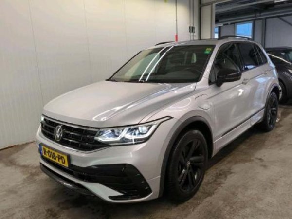 Volkswagen Tiguan 1.4 TSI eHybrid R-Line Business+ 2022 - voorkant