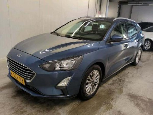 Ford Focus 1.0 EcoBoost Titanium Business 2020 - voorkant