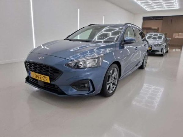 Ford Focus 1.0 EcoBoost Hybrid ST Line X Business 2020 - voorkant