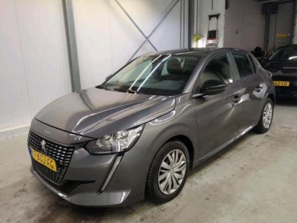 Peugeot 208 1.2 PureTech Active 2023 - voorkant